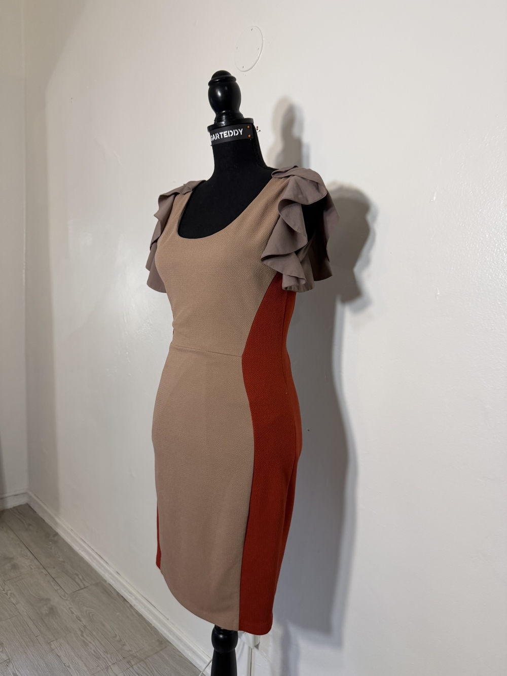 Bundle 3/$20 Taupe and Rust Colorblock Ruffle Sleeve Dress